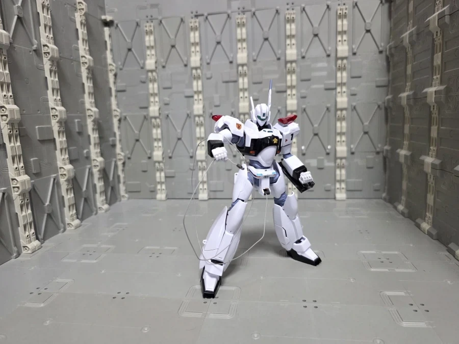 RG 1/48 잉그램 플러스 + 1/144 건프라 사이즈 비교 사진_3.webp