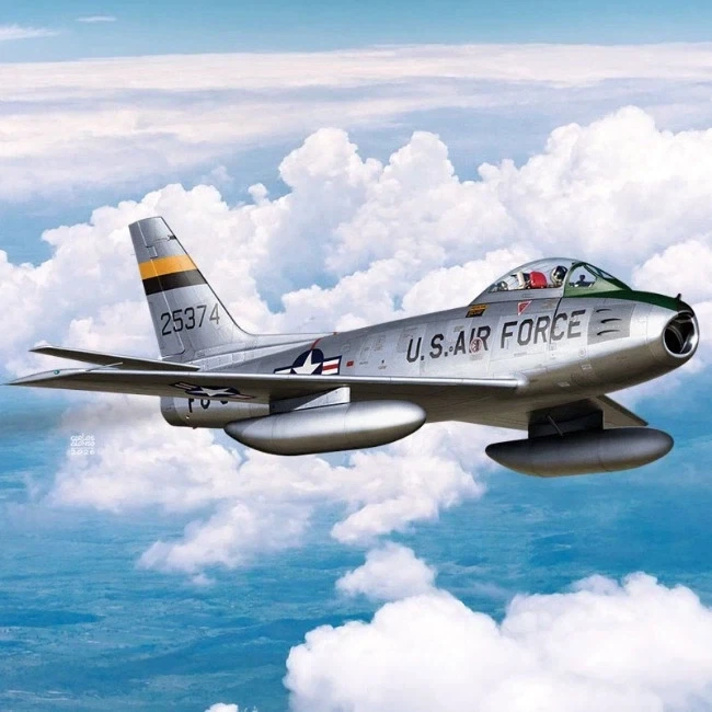 [아카데미 과학] 1/48 F-86F-40 세이버_2.webp