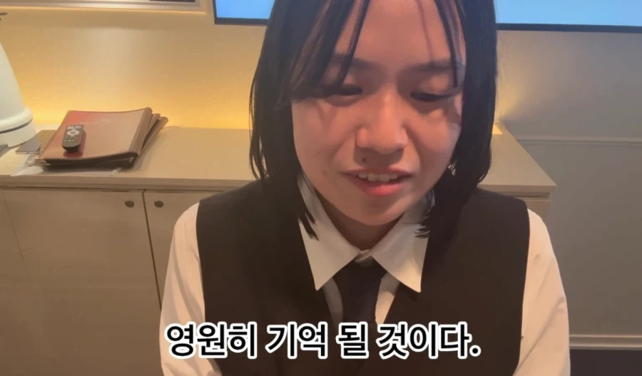 한국군 부대마크 모으는 일본 카페 사장님.jpg_7.webp
