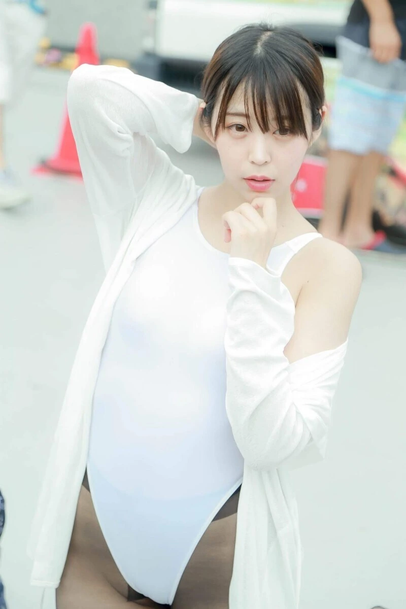 솔직히 전혀 실용성없는 패션조합_5.jpg