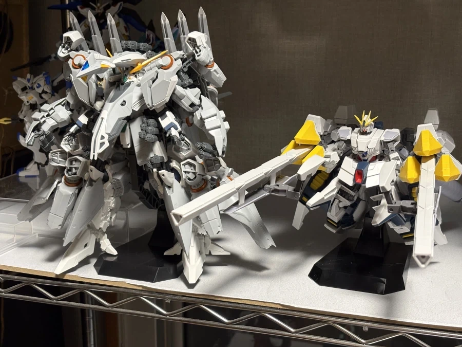 HGUC 1/144 아류제우스 사이즈 비교 사진 2_5.webp