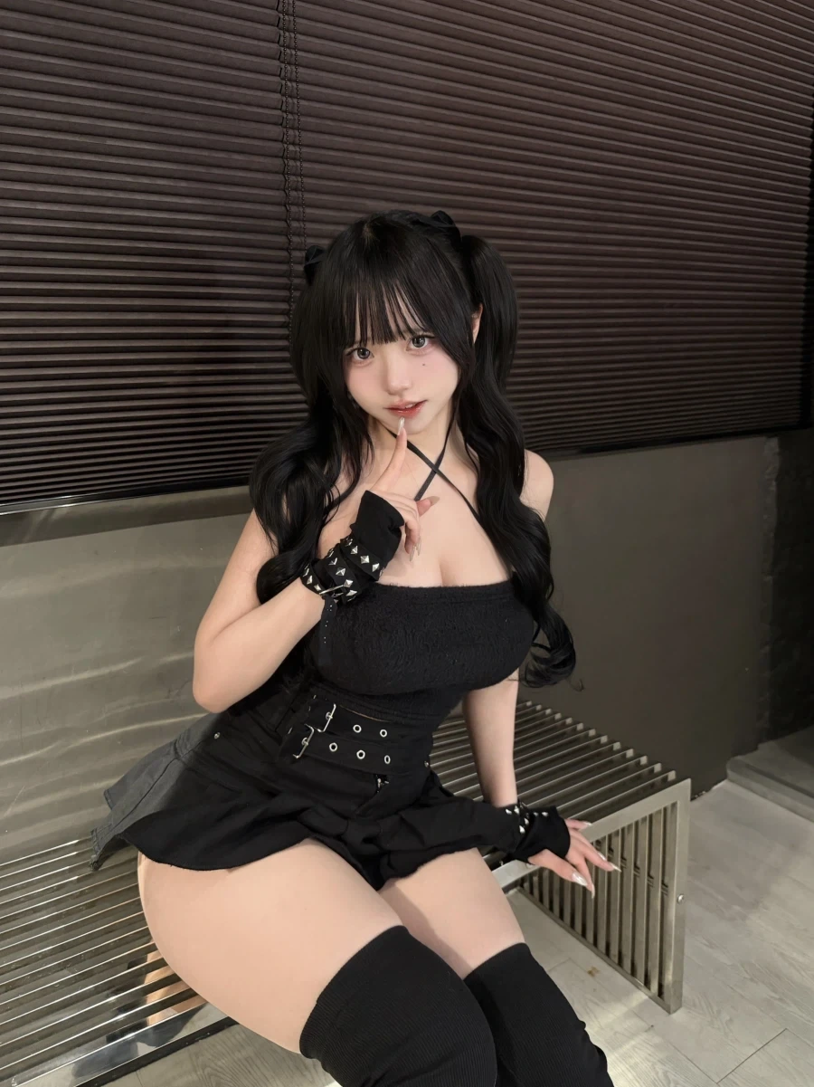 옷을 입고 있기 때문에 야할 수 없음_8.webp