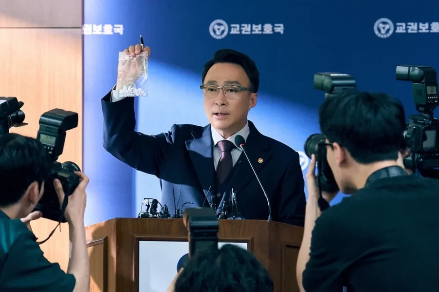 참교육 교육부 장관 볼때마다 생각나는 캐릭터.jpg_1.webp