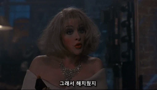 금발 미녀가 싸이코패스 살인마가 된 사연_17.webp