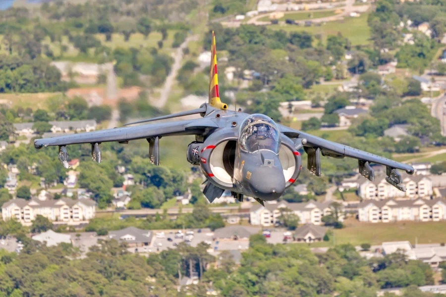 퇴역앞둔 미 해병대 AV-8B 해리어II 고별비행_6.webp