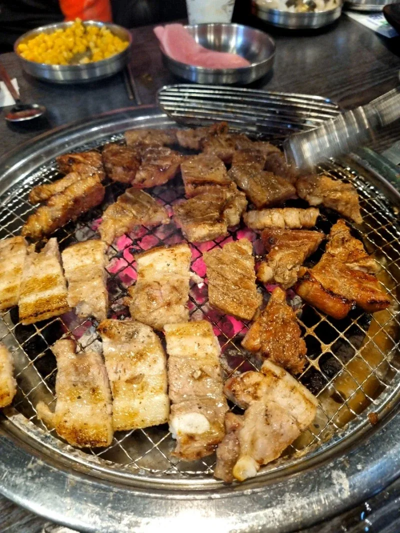 돼지갈비냐 삼겹살이냐 고민될때 해결책_3.webp