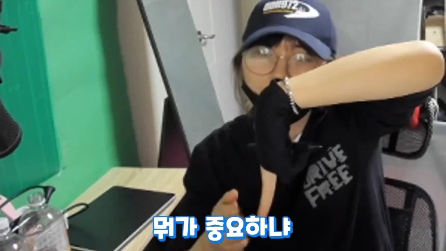 그림쟁이가 야짤을 그려야 하는 이유_14.webp