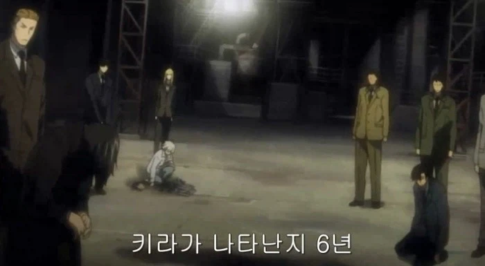 데스노트)주인공 라이토의 엇나가고 이기적인 정의를 보여주는 장면_13.webp