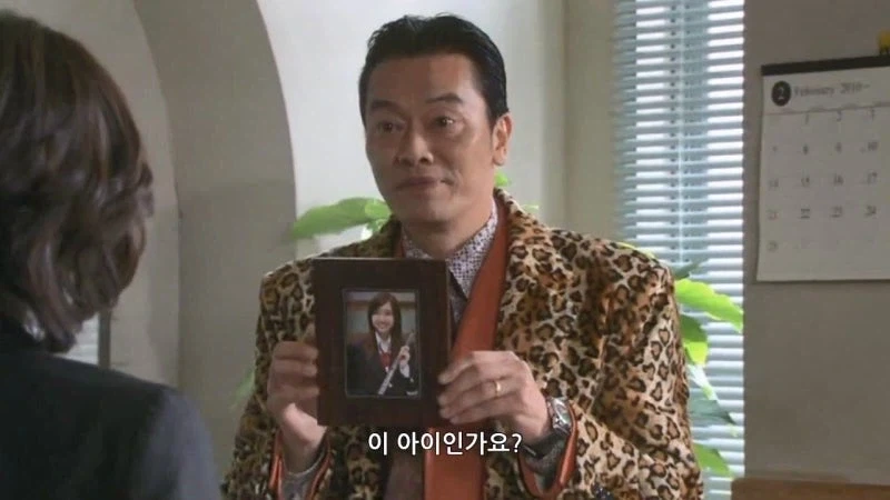 직장상사가 여고생이랑 파파카츠하는걸 봐버린 여직원_18.webp