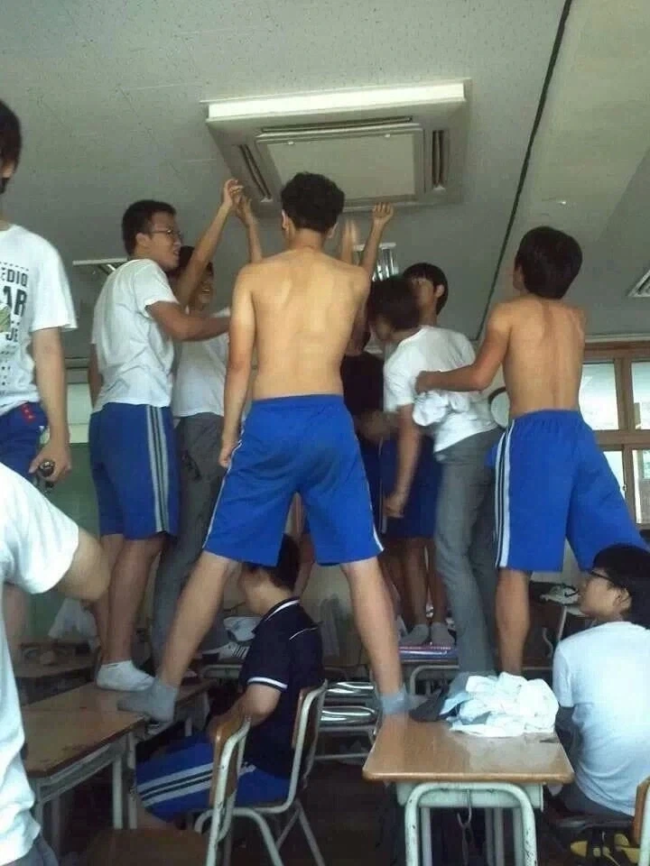 학교 동창끼리 만날때 호불호 대화주제.jpg_3.webp