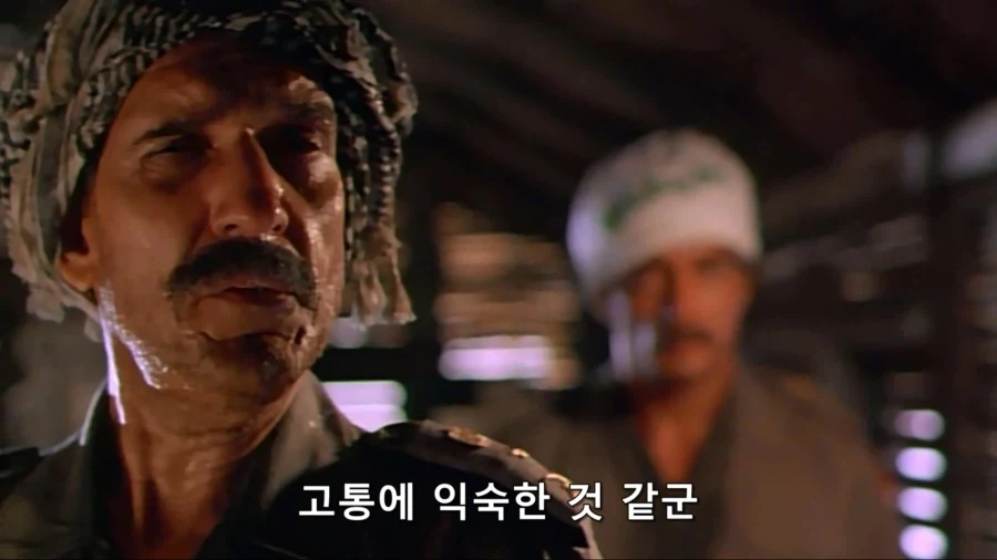 고통에 익숙한 남자_5.webp