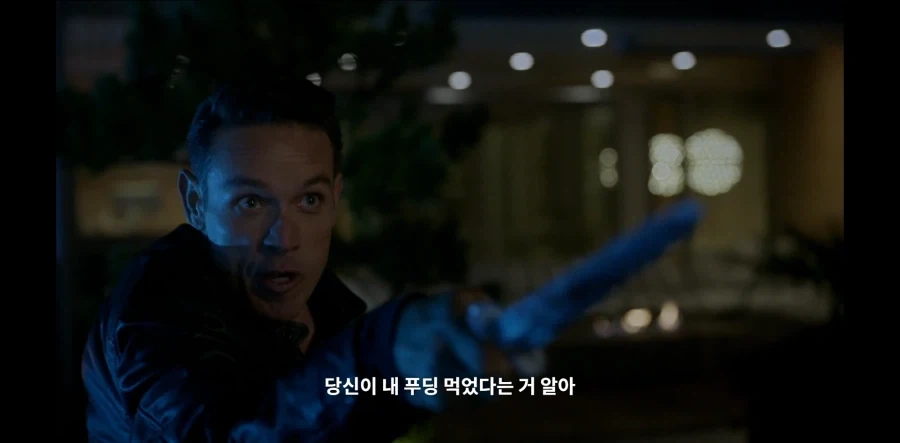 미드 주인공이 칼맞아 죽을뻔했던 이유_8.webp