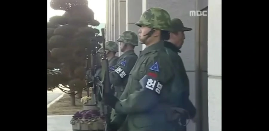 역대급으로 훈훈한 군대 장면_1.jpg