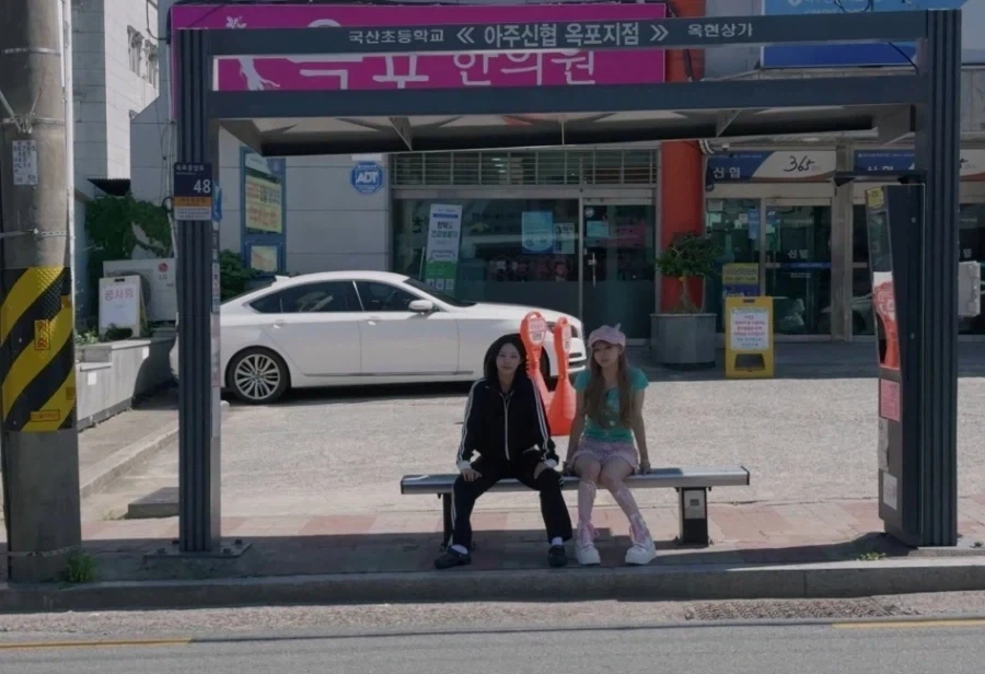 리센느 이거 무슨 영화 포스터들 같냐 ㅋㅋㅋ_1.webp