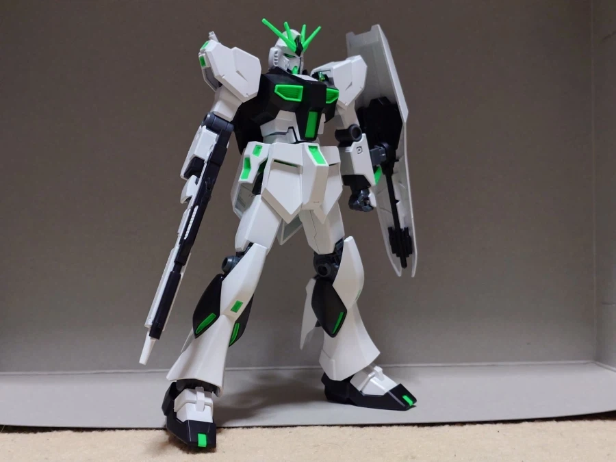 EG 1/144 뉴 건담 & 핀 판넬 리서큘레이션 컬러 + 노멀 조합 사진_1.webp
