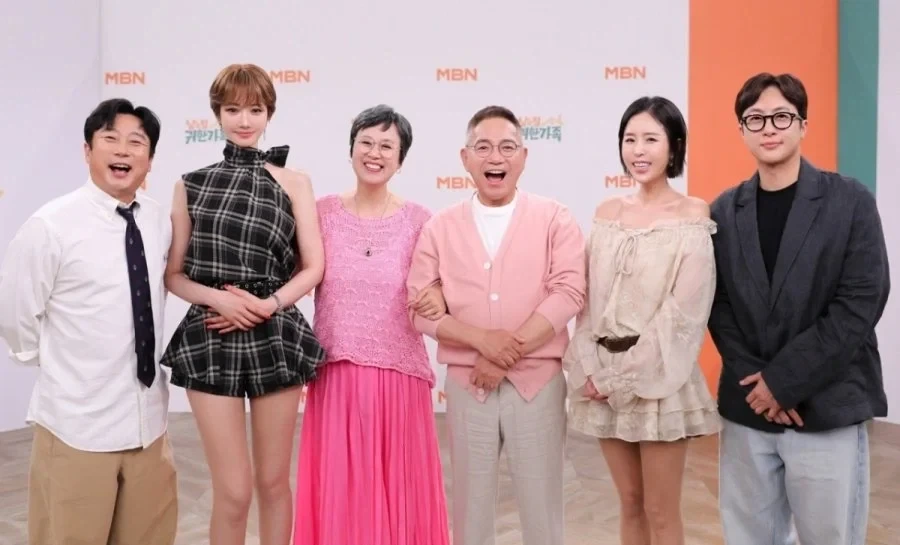 혼자 그림체가 다른 고준희_2.webp