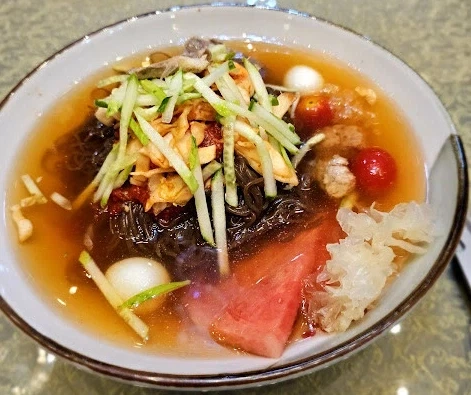 호불호 갈리는 냉면....JPG_2.webp