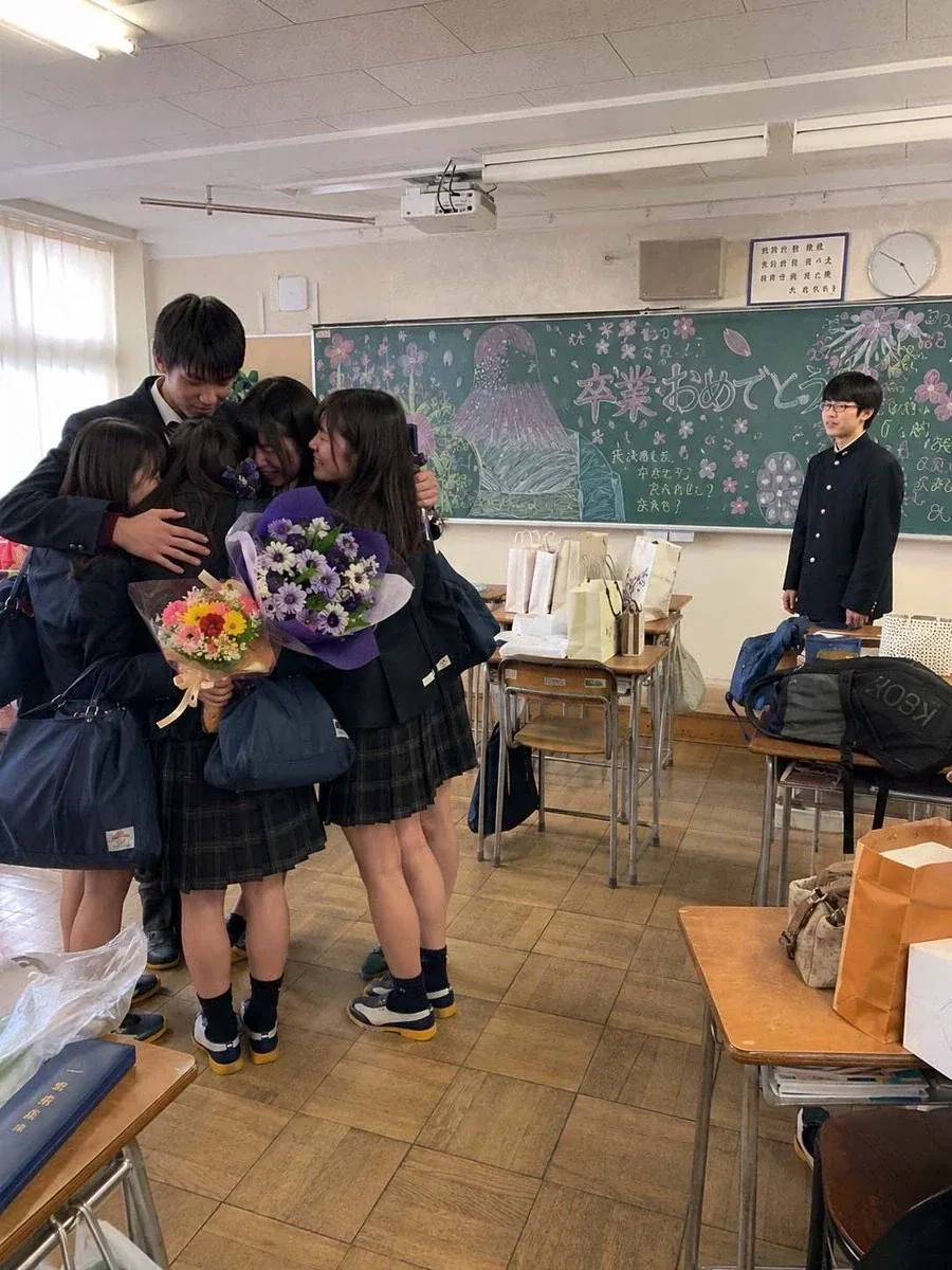 젖보똥으로 손쉽게 흥할것 같으면 뭐 세상 쉬운줄 아냐? 대표 이미지