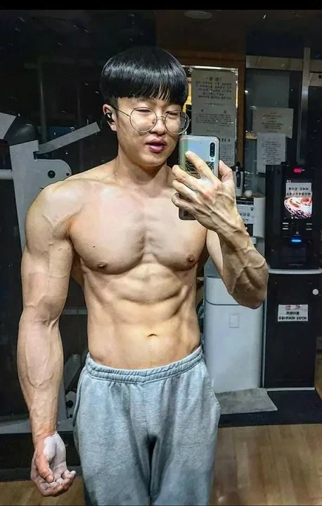 중세 유럽 영주들이 초야권을 행사한뒤 새 신부에게 준 선물 이미지 9