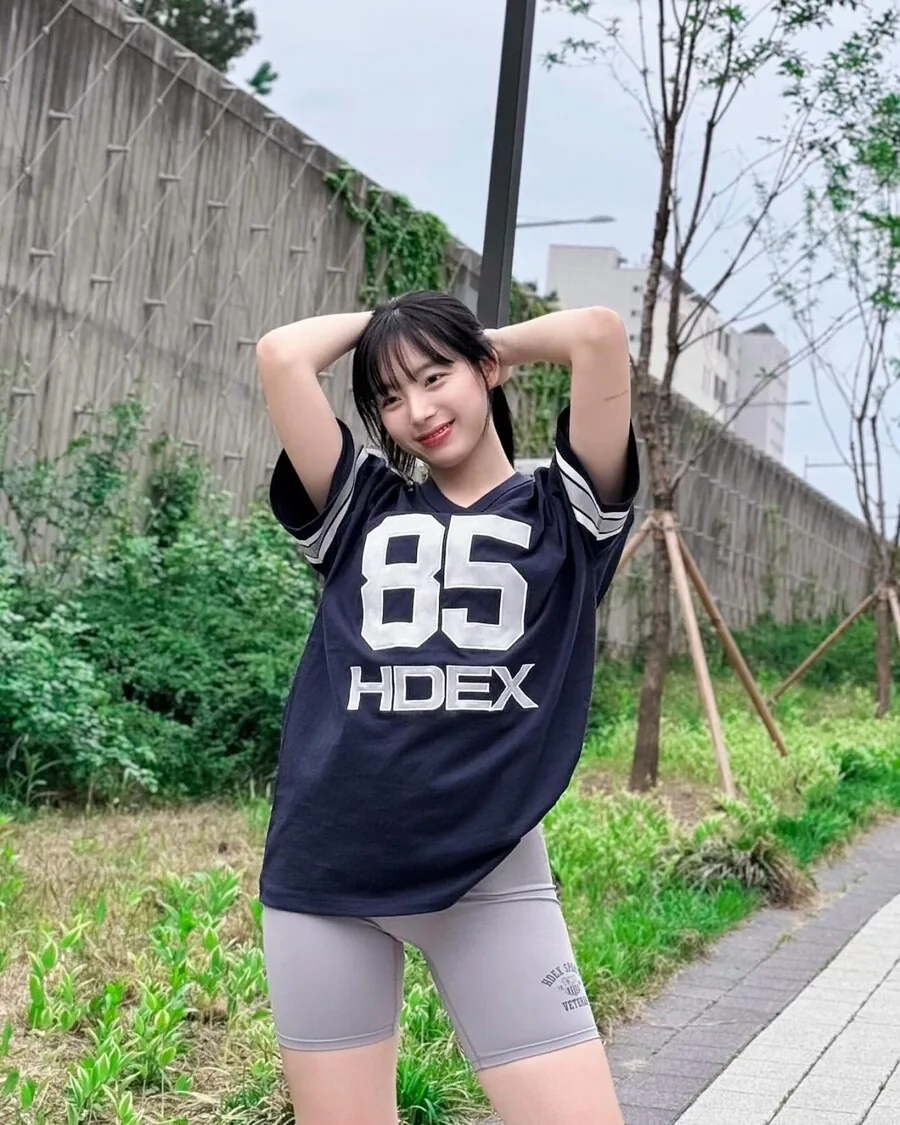 호불호 갈리는 허벅지 jpg_3.jpg