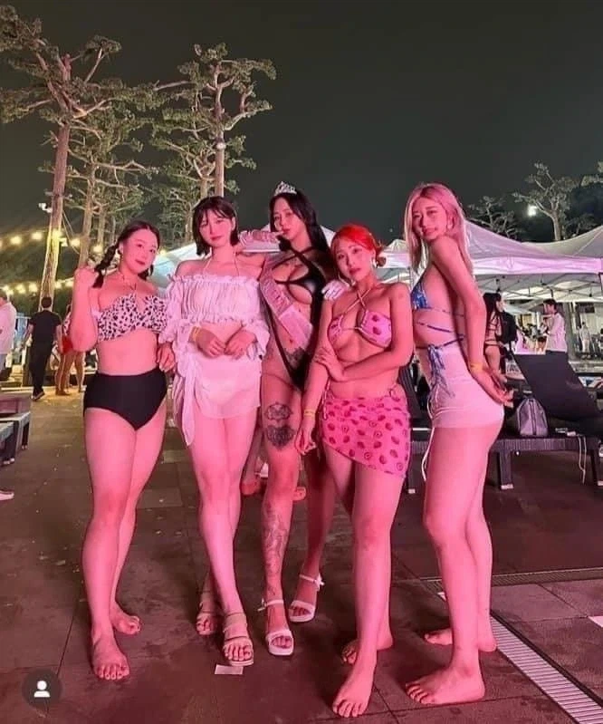 "아들아 방에 그 용?공룡? 머리 뭐니?" 이미지 6