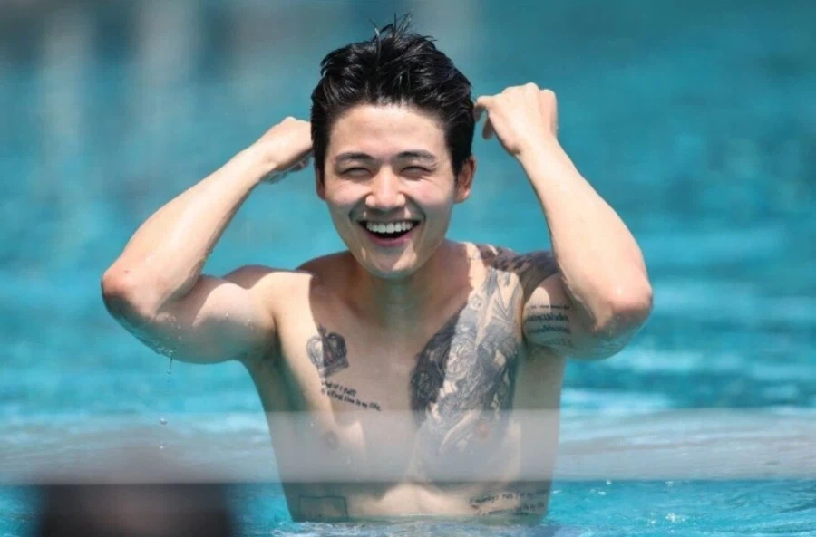 설영우 타투 여초 반응.jpg_4.webp