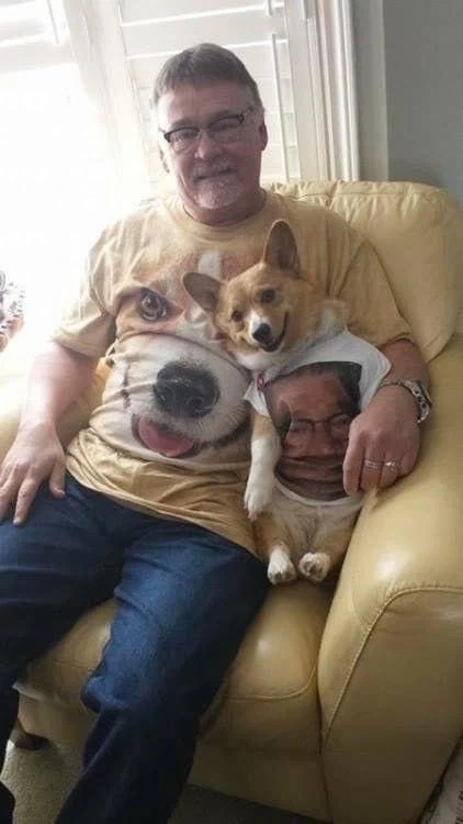 기르는 멍뭉이를 프린트한 옷.jpg_2.webp