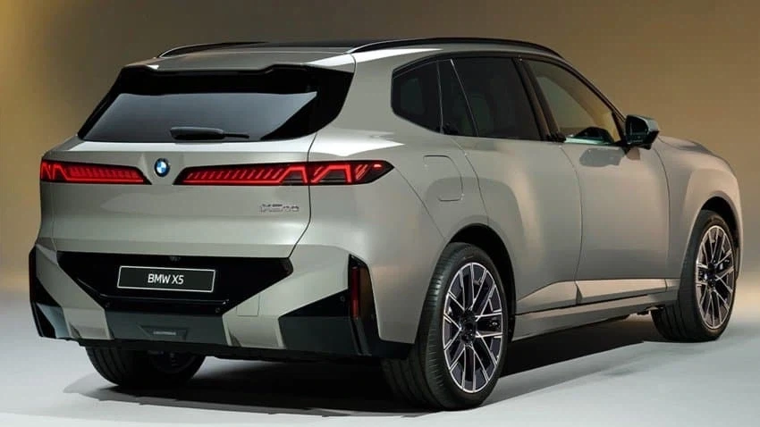 디자인 심각하게 호불호 갈린다는 신형 BMW X5 공개.jpg_2.webp