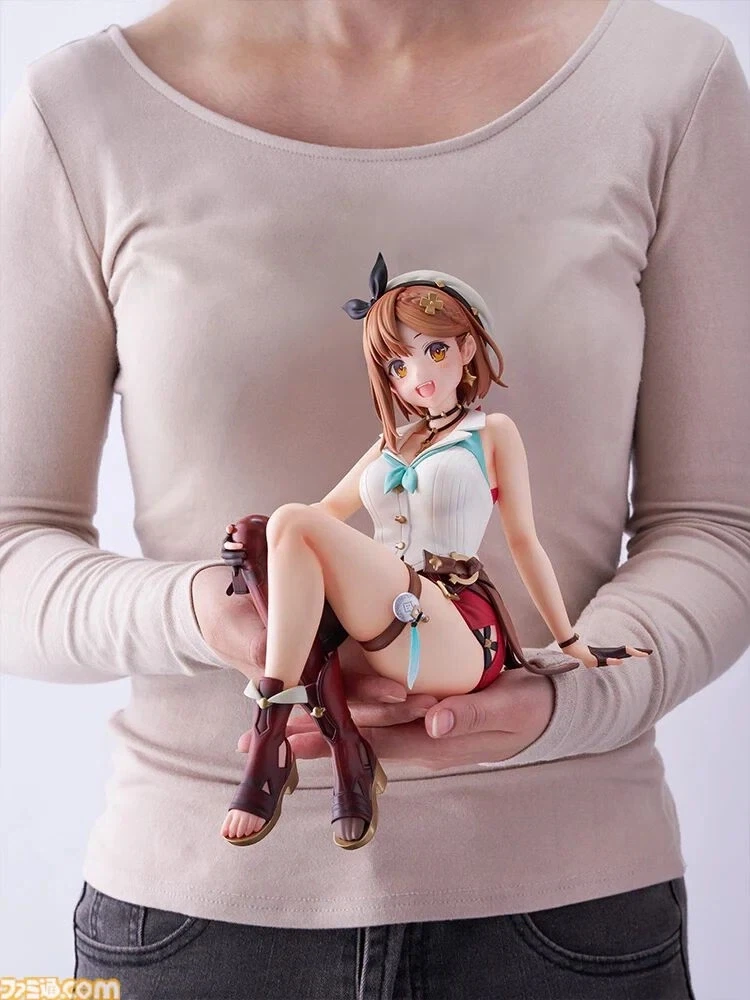 아쉽게도 컵라면 받침으로는 쓸수 없다는 피규어_6.webp