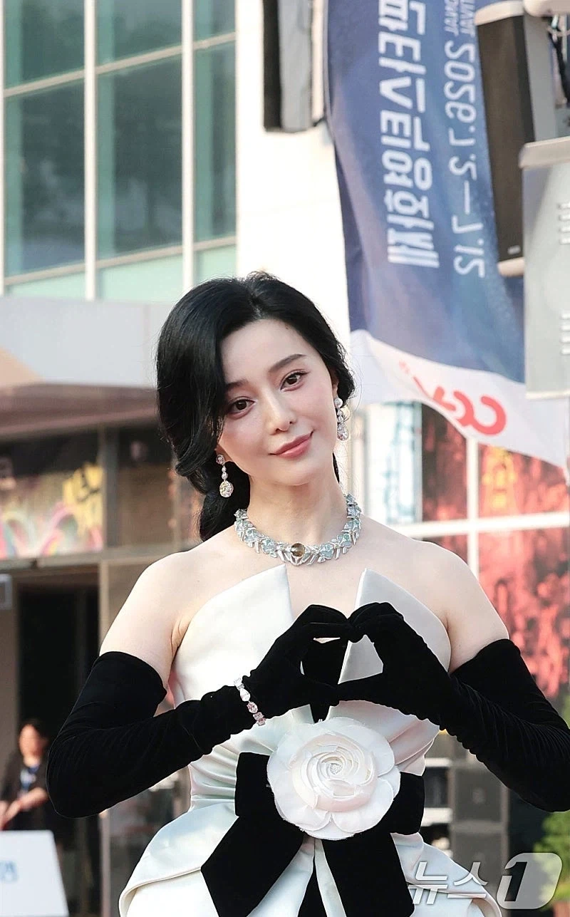한국 방문한 판빙빙.jpg_3.webp