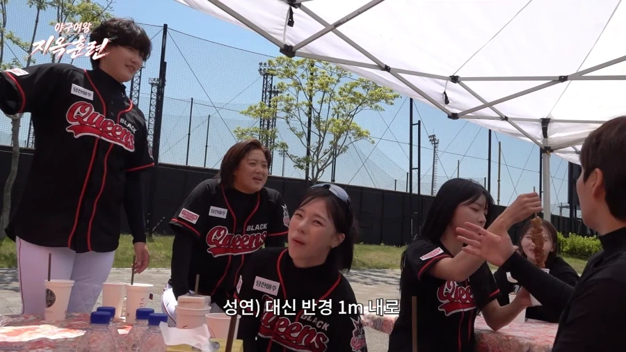 유튜브 100만 공약으로 치어리더와 1일 데이트권 걸었다_3.webp