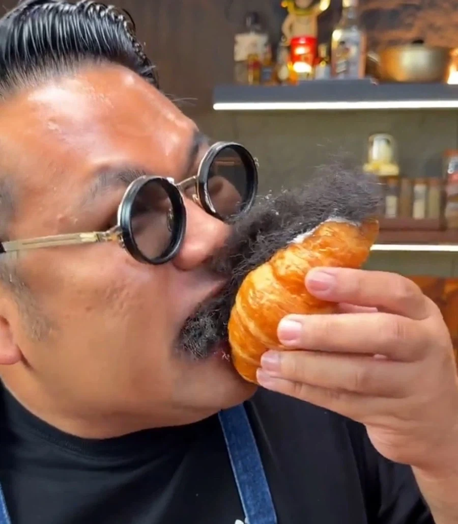 호불호 갈리는 복장 jpg 대표 이미지