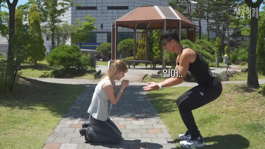 드디어 단독 게스트 섭외까지 받게 된 리센느 메이.jpg_20.webp
