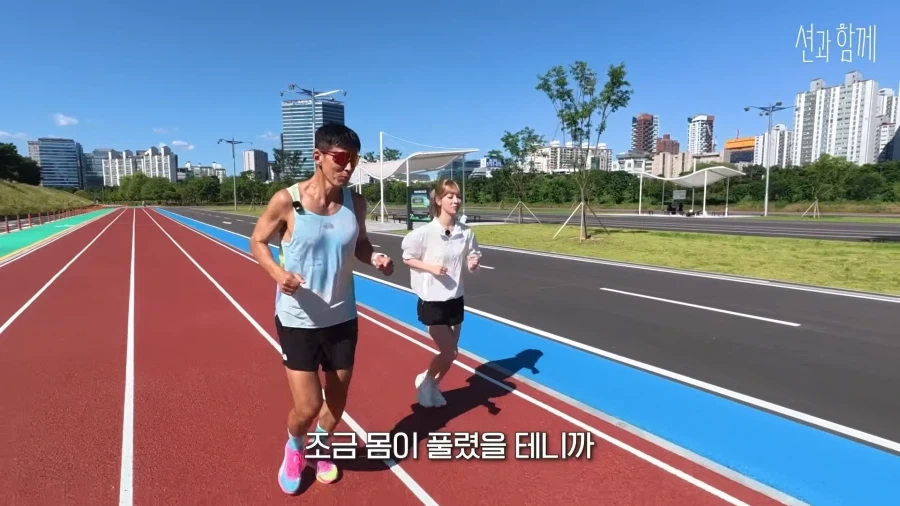 드디어 단독 게스트 섭외까지 받게 된 리센느 메이.jpg_27.webp