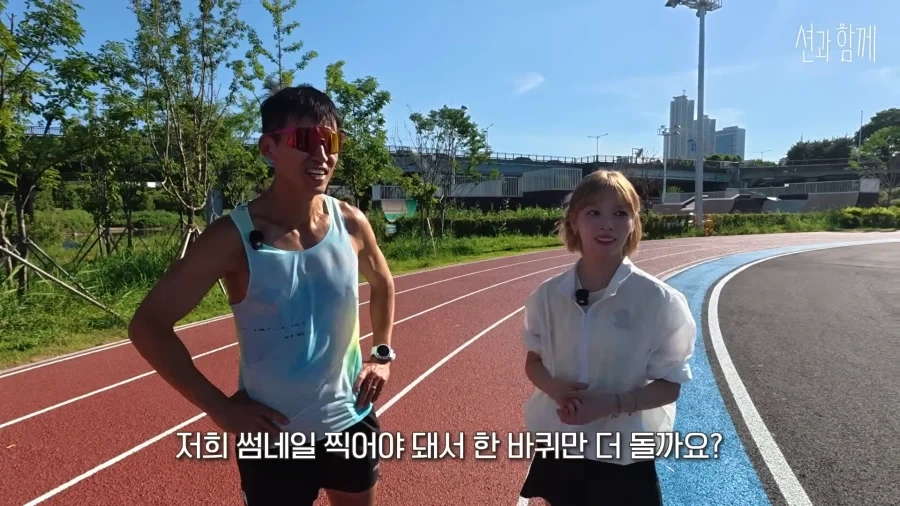 드디어 단독 게스트 섭외까지 받게 된 리센느 메이.jpg_45.webp