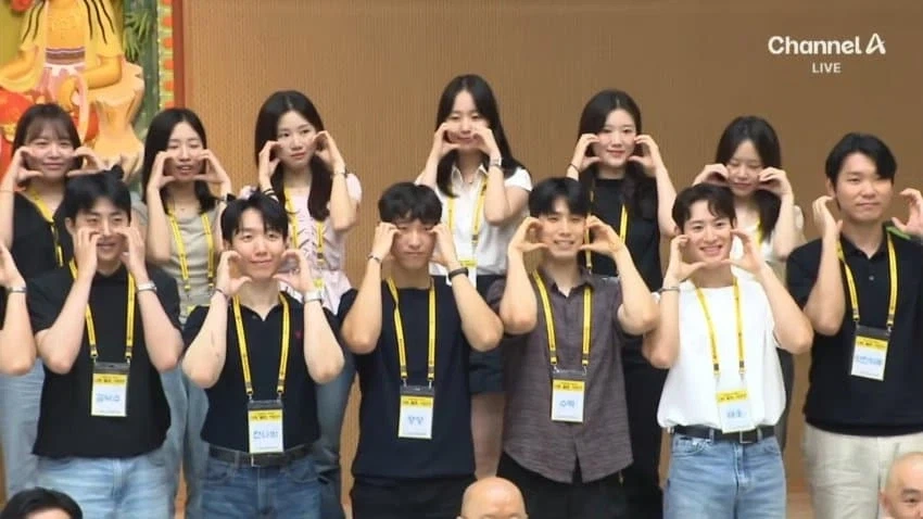 나는 절로...