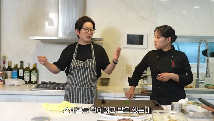 생선 눈알 이맛있는걸 왜 아무도 안먹지.._7.webp