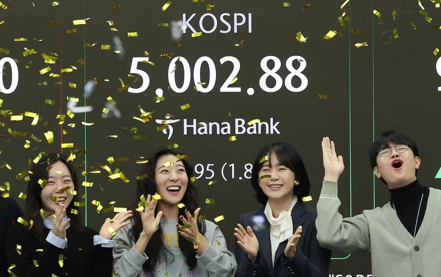 "아무리 소리 질러봐야 아무도 안 도와줘" 이미지 3