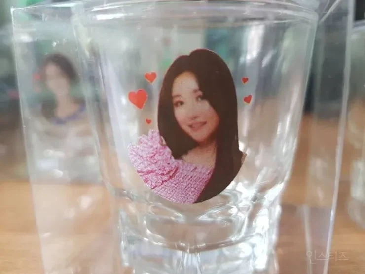 기회를 잡고 순항중인 리센느를 보면서 생각나는 브레이브 걸스 굿즈 사태_4.webp
