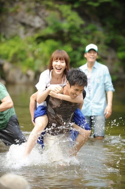 아이돌과 결혼한 성덕 팬 이미지 12