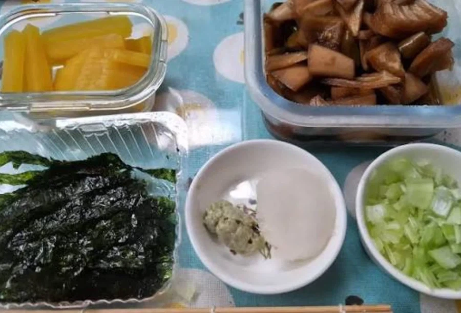 일본 자취생은.. 밥을 어떻게 먹는?_3.webp
