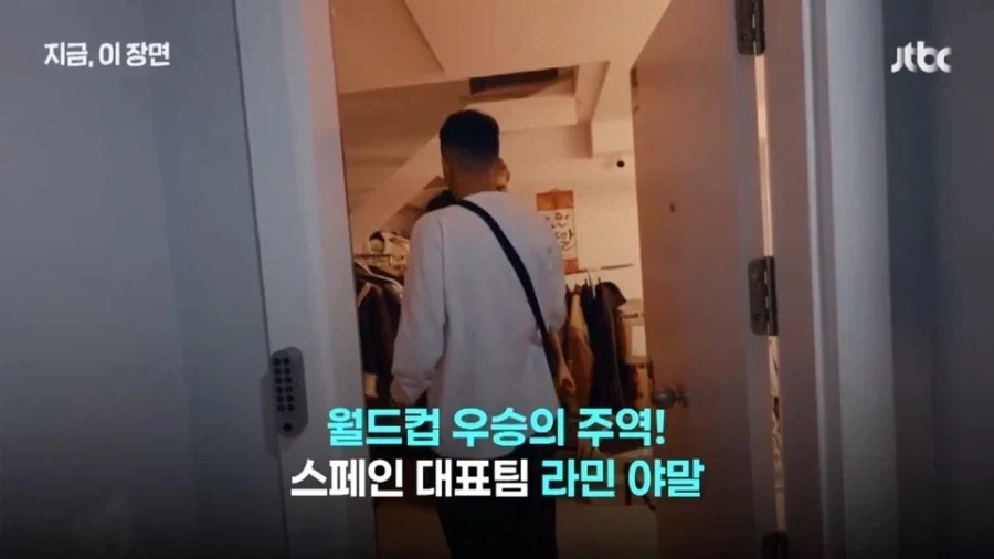 ㅋㅋㅋㅋ솔직히 앵무새가 핵심 역할인게 말이됨? 무슨 일족 D 대표 이미지