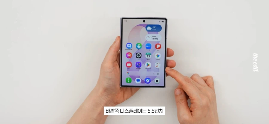 MCU) "어벤져스가 되고 나서 처음으로 싸운 적은 누구였죠?" 이미지 2