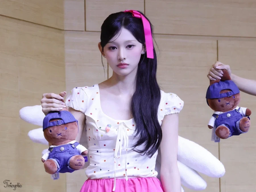 리센느) 뭔가 이상한 잡아 들기_4.webp
