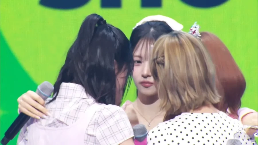 리센느에서 가장 안 운다는 멤버.jpg_12.webp