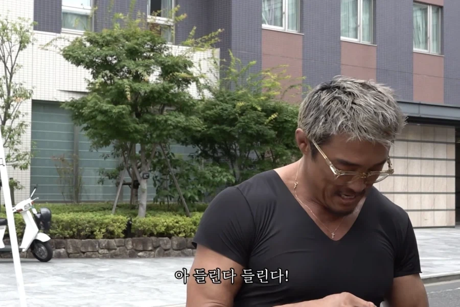 하수구에 에어팟 빠트린 추성훈_33.webp
