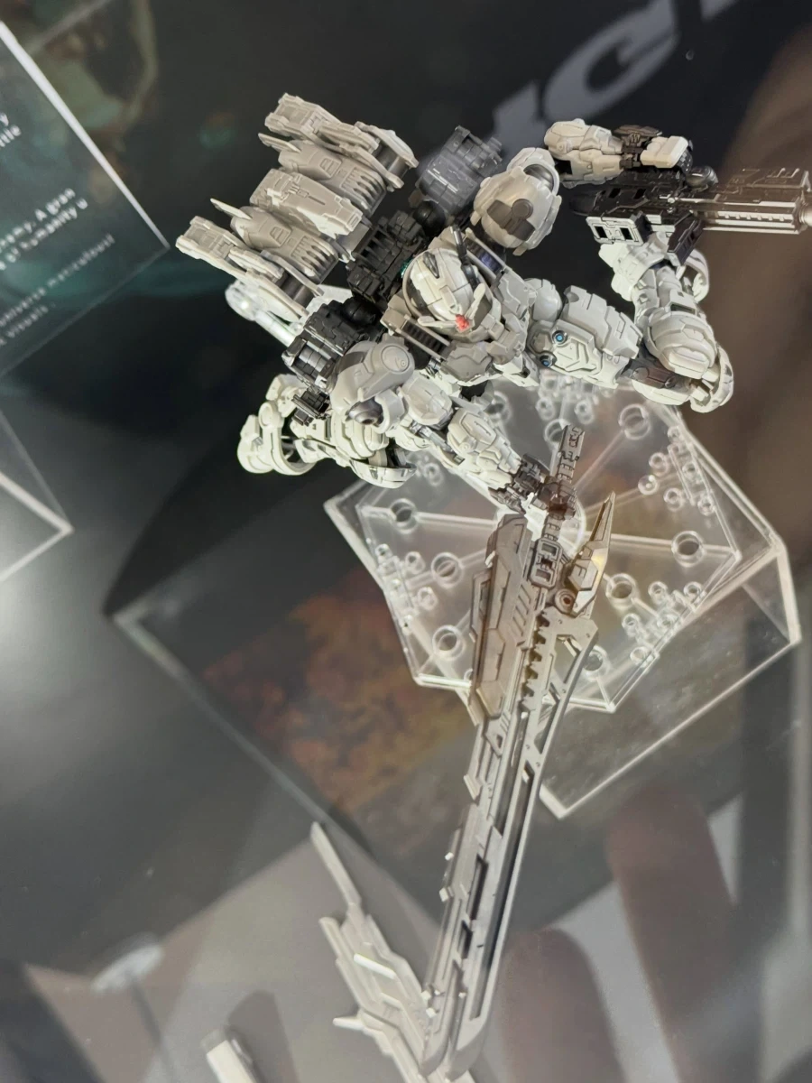 HG 1/144 건담 헬릭스 태국 전시 사진_8.webp