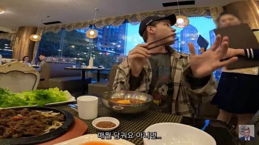사실상 한국인인데 북한식당에 성공적으로 잠입한 이유_7.jpg
