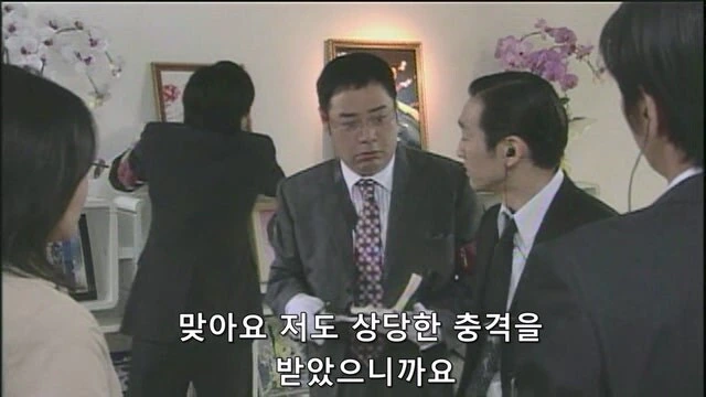 만화캐릭터를 죽인 작가가 당하는 일_18.jpg