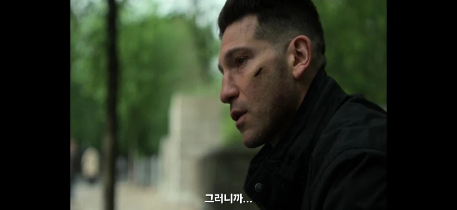 MCU)퍼니셔가 피터를 챙겨주는 이유_14.webp